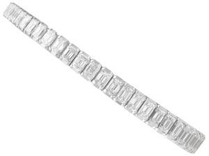 Luxury 14 carat Diamond Line Bracelet in Platinum