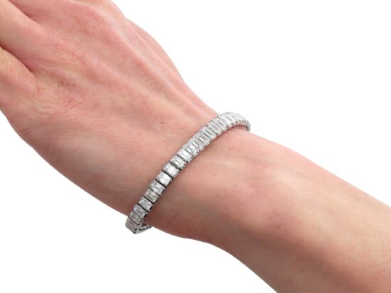 Luxury 14 carat Diamond Line Bracelet in Platinum wearing