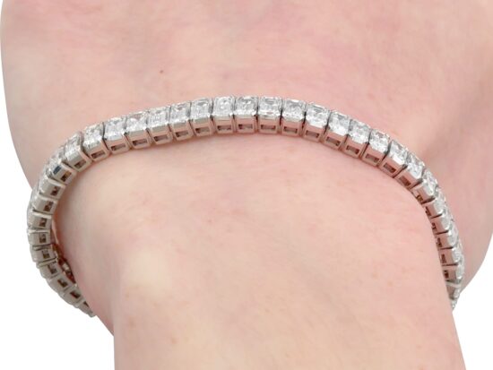 Luxury 14 carat Diamond Line Bracelet in Platinum on wrist