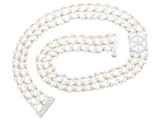 Pearl Choker Front View