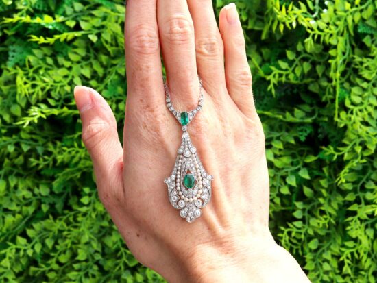 Colombian Emerald Pendant Front