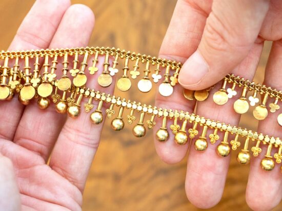 Articulated Fringe Drop Detail