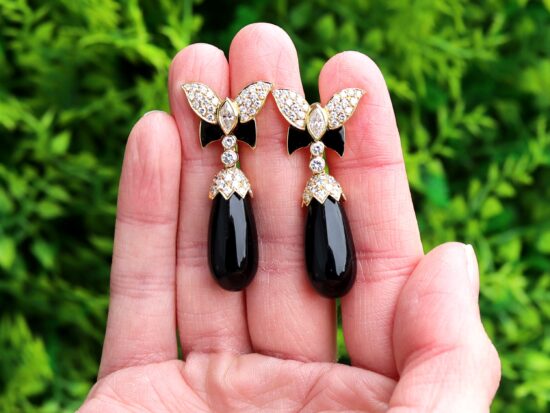 32.00ct Onyx Earrings Front