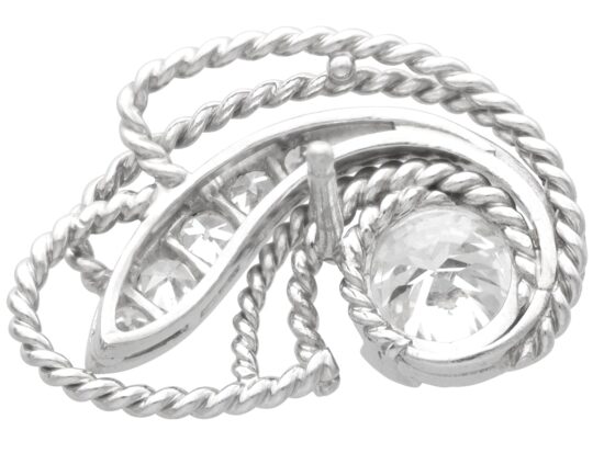 Paisley Shaped Earring Design
