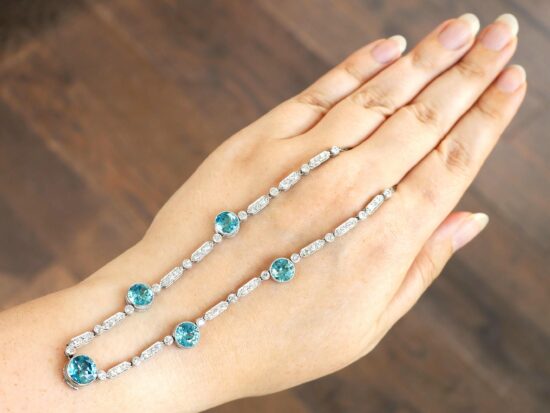 2.70ct Diamond Necklace Detail