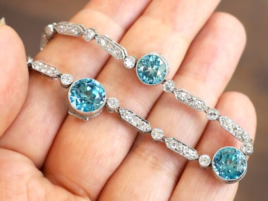 Zircon Diamond Necklace Close Up
