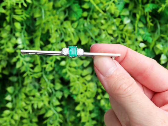 Emerald and White Gold Bar Brooch