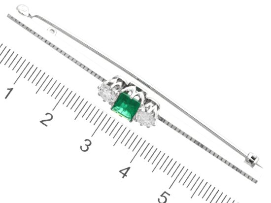Emerald Brooch Size Reference Image