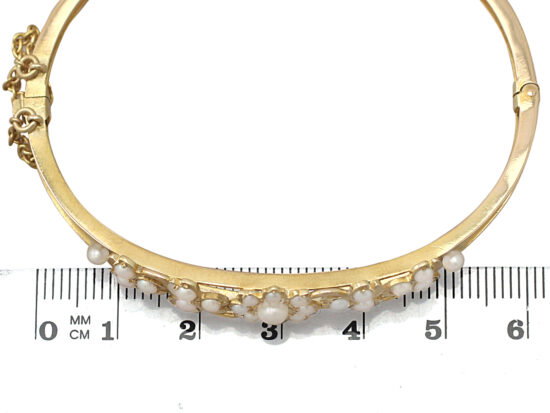 Bangle Measurement With Ruler