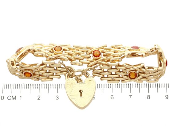 Bracelet Measurements With Ruler