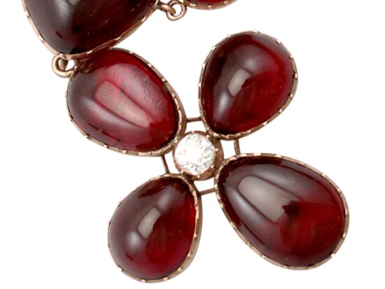 Regency Garnet Pendant Closeup