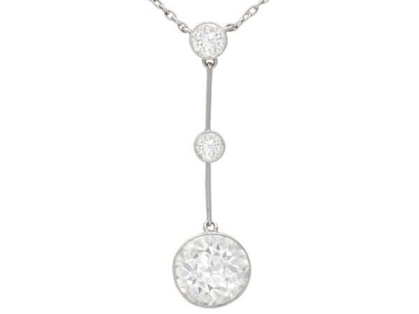 3 diamond drop pendant necklace