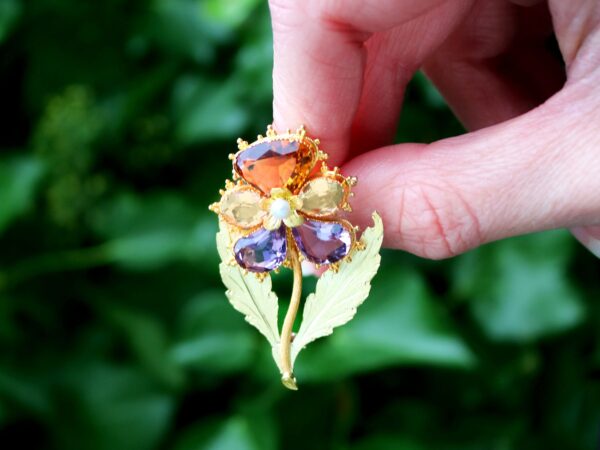 gold flower brooch gemstone antique