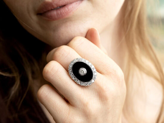 oval onyx cocktail ring