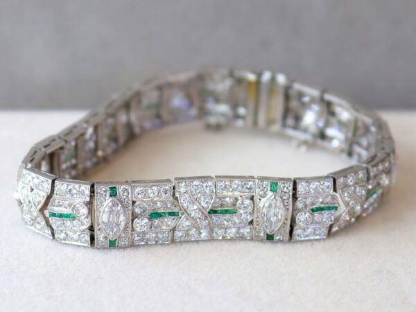 luxury 1920s emerald diamond bracelet