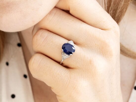 2.88ct Sapphire Ring On Hand