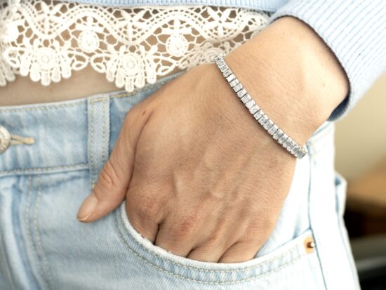 Luxury 14 carat Diamond Line Bracelet in Platinum wearing