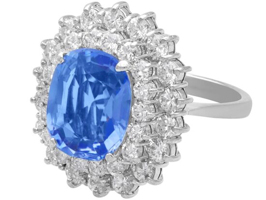 Sapphire Diamond Ring Close Up