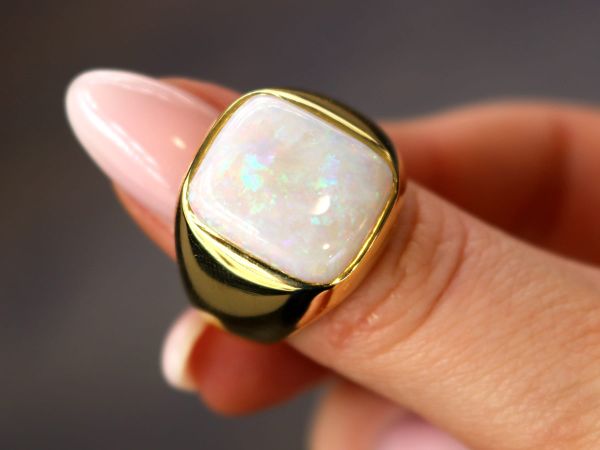 White Opal and Yellow Gold Ring