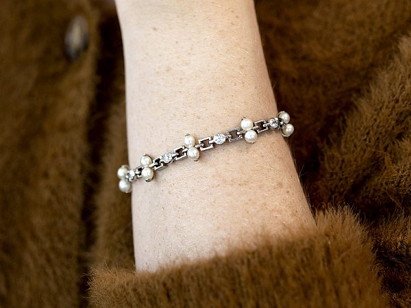 Diamond and Pearl Bracelet