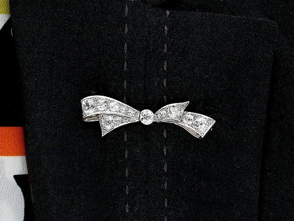 Victorian  Diamond and Platinum Bow Brooch 