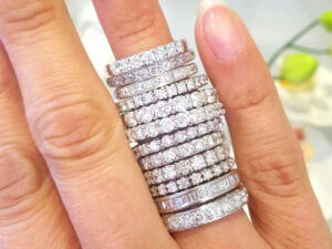 5 Reasons to Gift an Eternity Ring