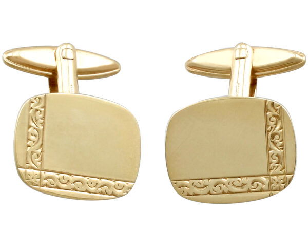 English cufflinks yellow gold