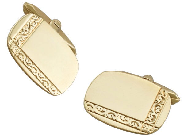 pair of English cufflinks yellow gold